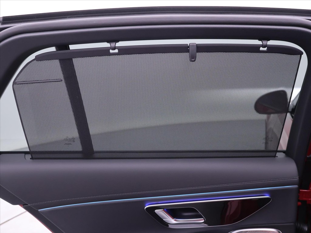 Mercedes E trieda T 220d 4-Matic AMG