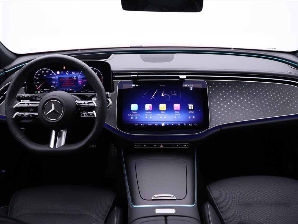 Mercedes E trieda T 220d 4-Matic AMG