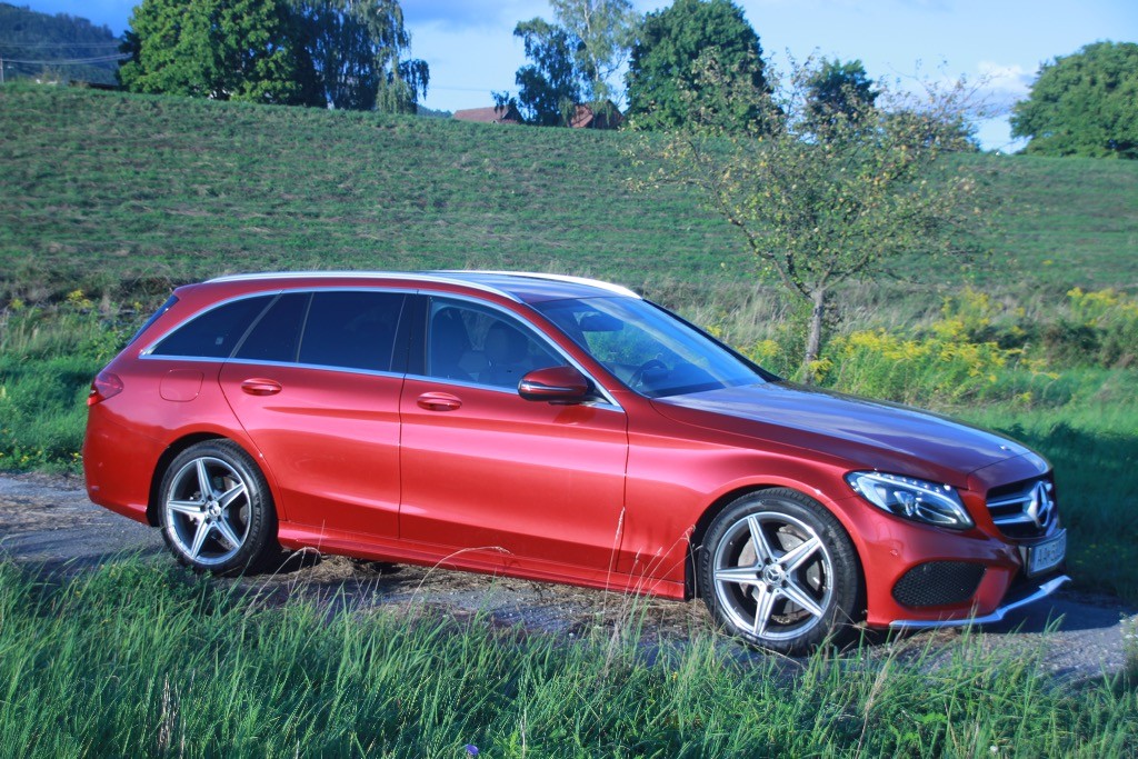 Mercedes C trieda T 200 d 9G AMG-Line