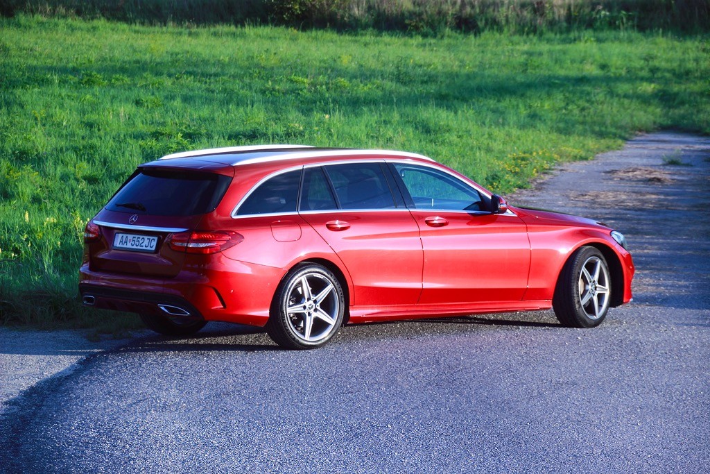 Mercedes C trieda T 200 d 9G AMG-Line