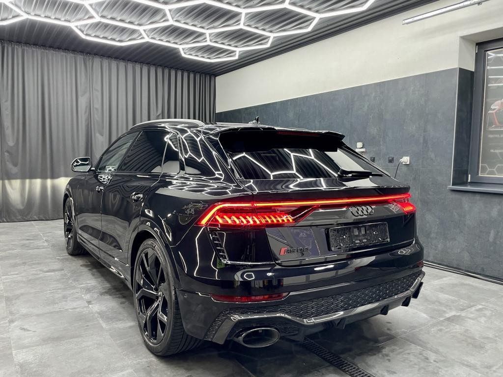 Audi RSQ8 SUV Full Carbon 441kw Automat