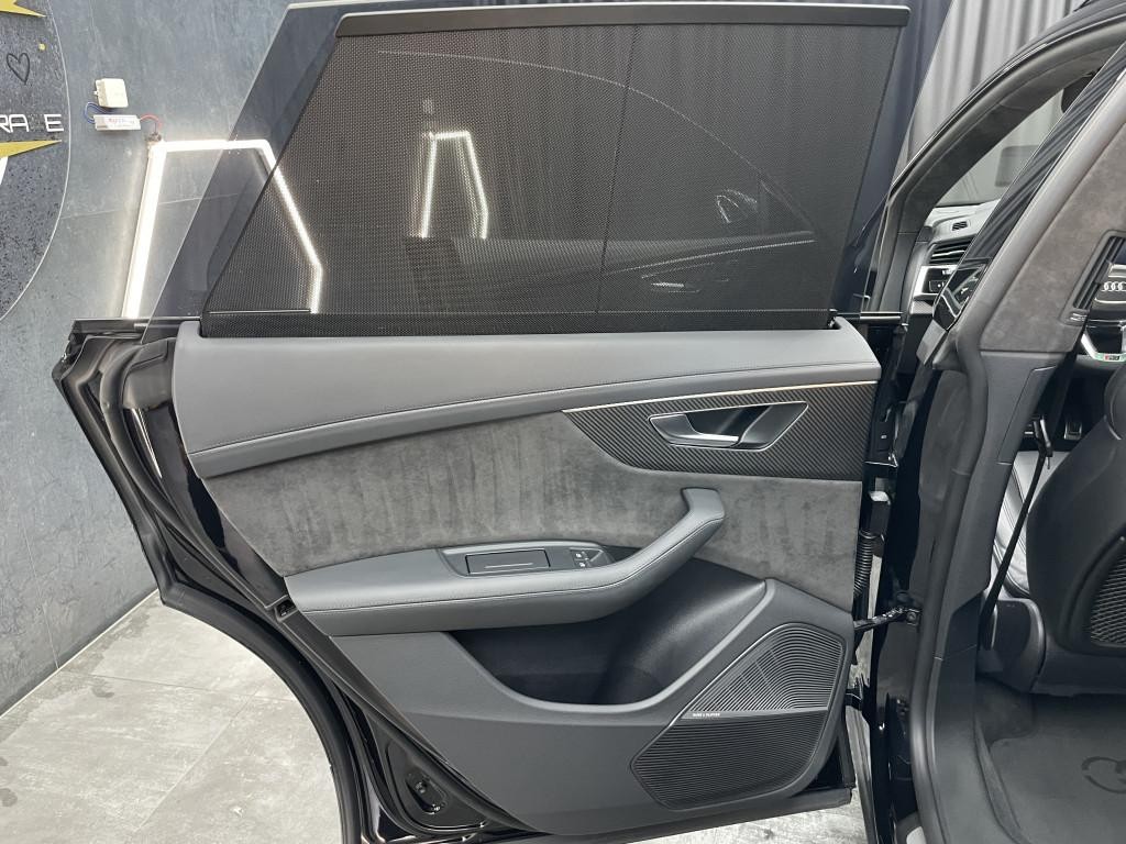 Audi RSQ8 SUV Full Carbon 441kw Automat