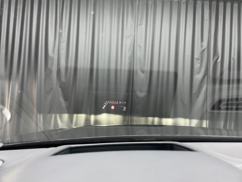 Audi RSQ8 SUV Full Carbon 441kw Automat