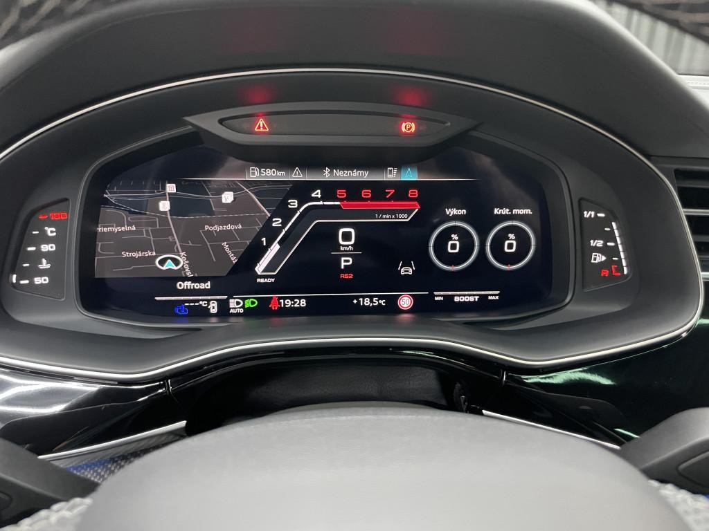 Audi RSQ8 SUV Full Carbon 441kw Automat