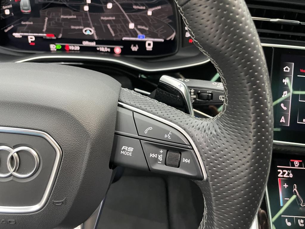 Audi RSQ8 SUV Full Carbon 441kw Automat