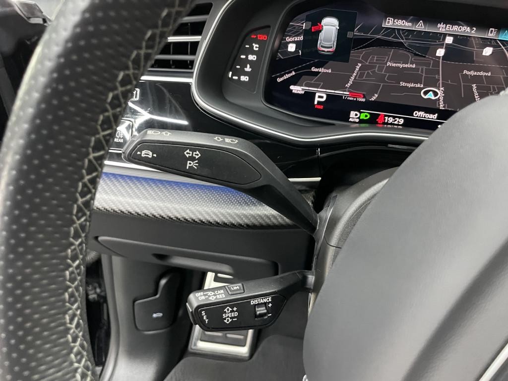 Audi RSQ8 SUV Full Carbon 441kw Automat