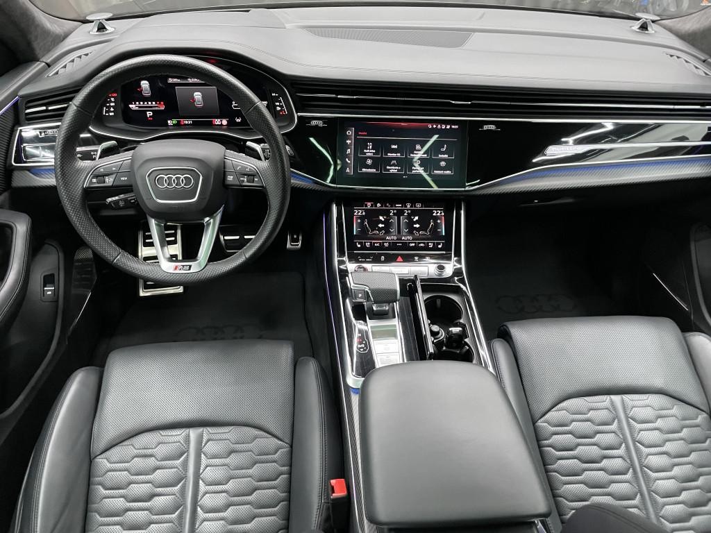 Audi RSQ8 SUV Full Carbon 441kw Automat