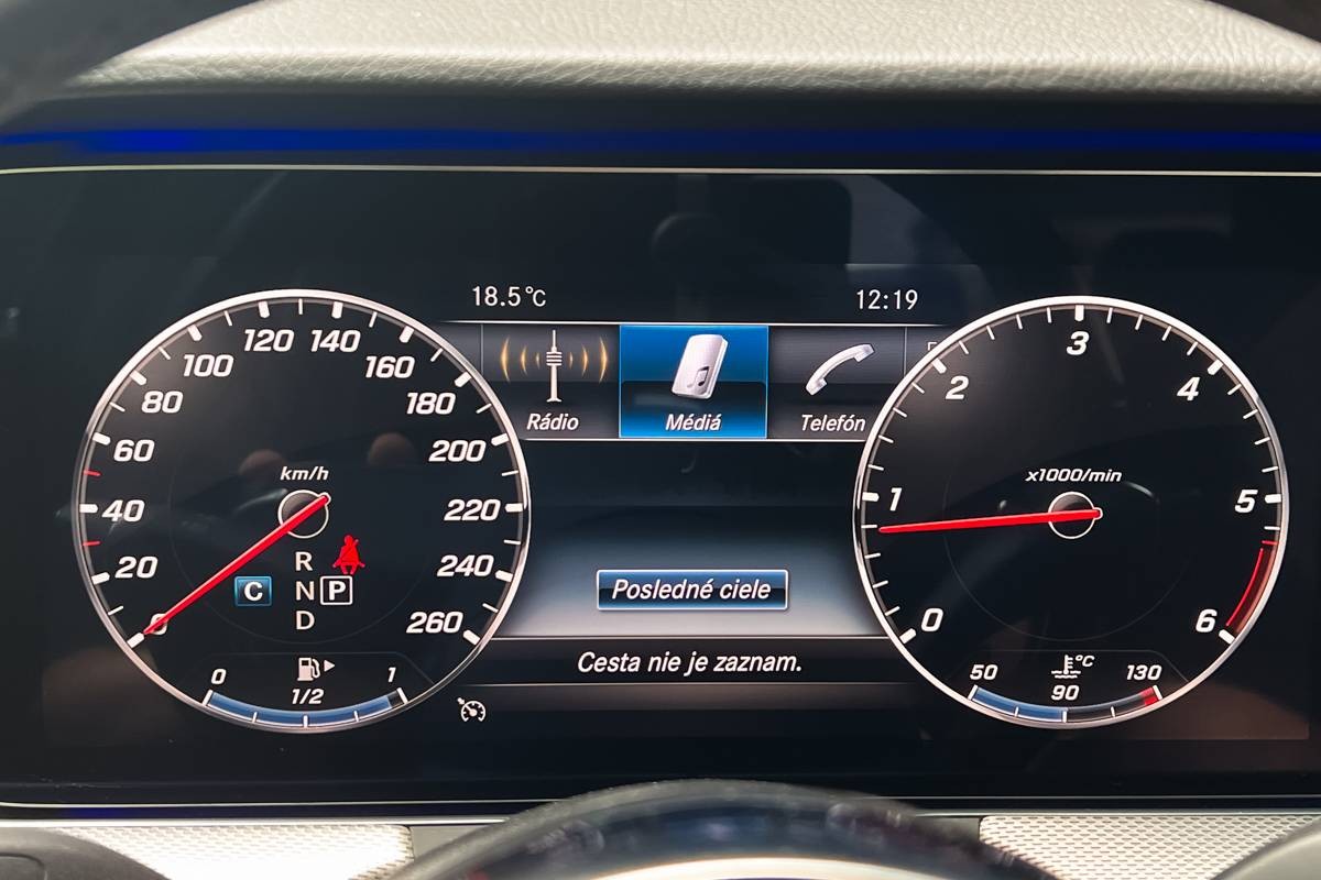 Mercedes-Benz E trieda Sedan 300 d A/T