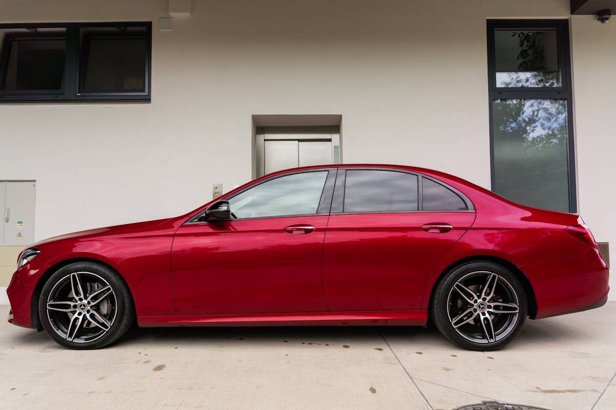 Mercedes-Benz E trieda Sedan 300 d A/T