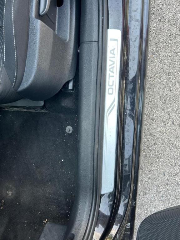 Škoda Octavia Combi 1.6 TDI 115k Ambition