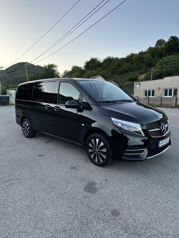 Mercedes Vito Tourer Combi 140kw Automat