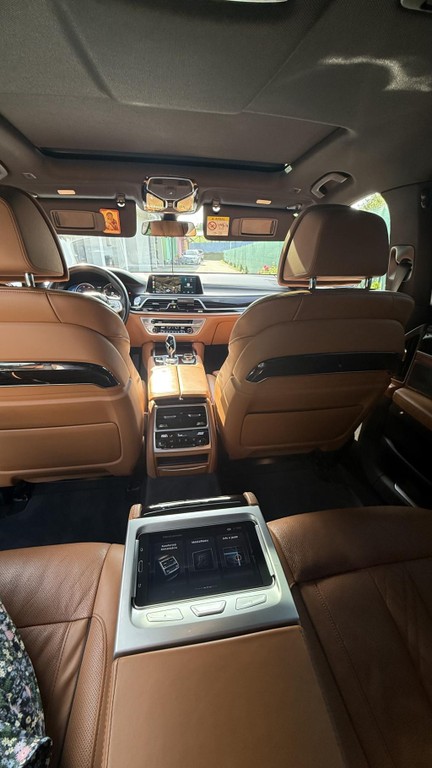 BMW rad 7 750Ld xDrive A/T