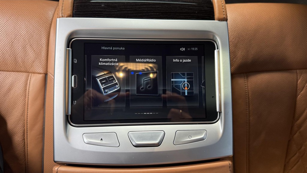 BMW rad 7 750Ld xDrive A/T