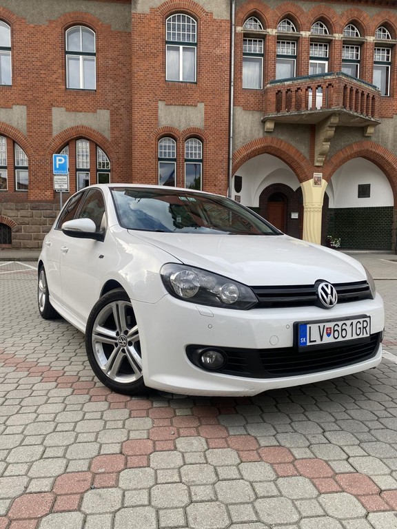 Volkswagen Golf Variant 1.6 TDI BlueMotion Highline