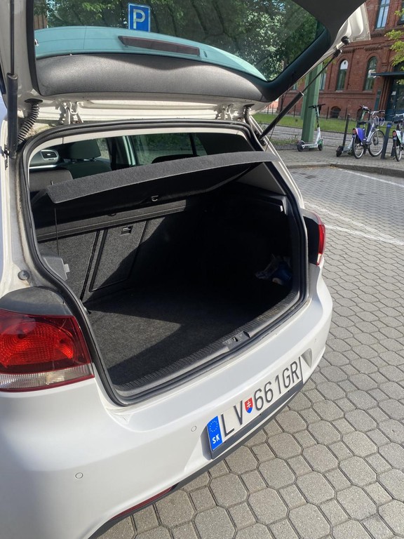 Volkswagen Golf Variant 1.6 TDI BlueMotion Highline