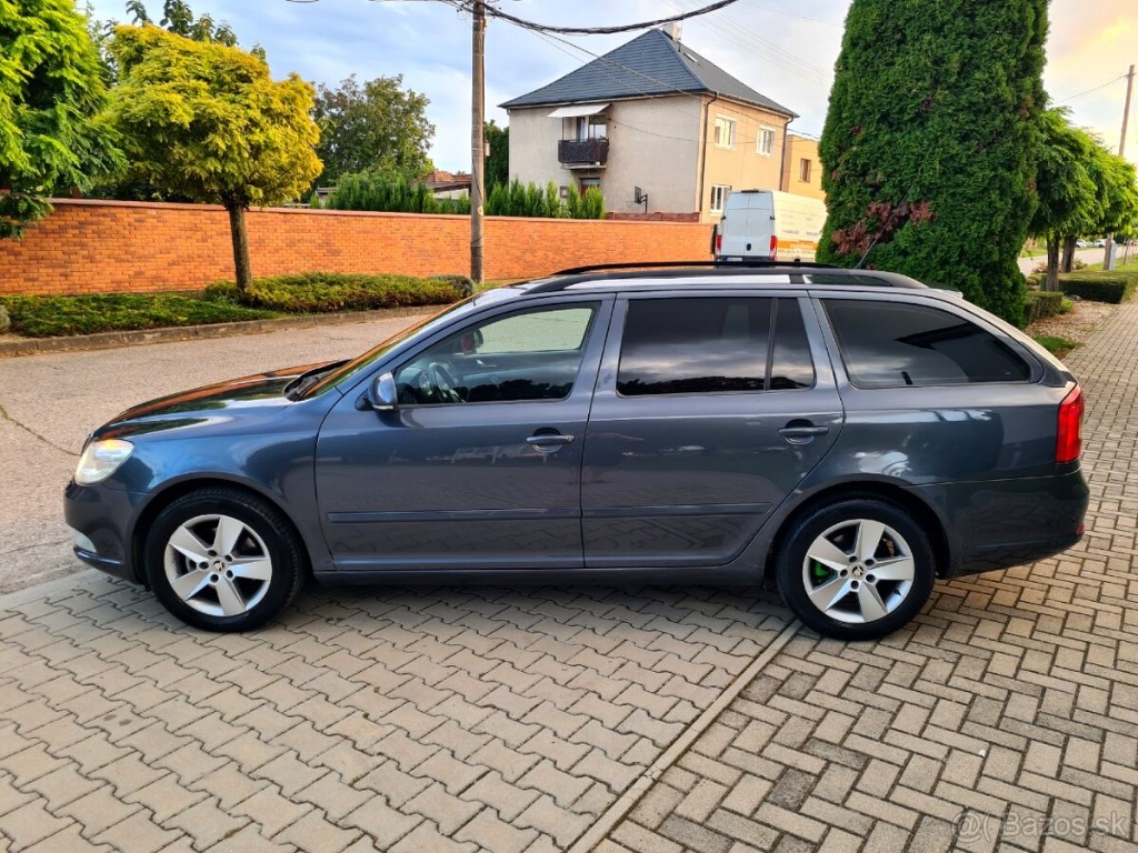 Škoda Octavia Combi 2.0 TDI CR DPF Elegance