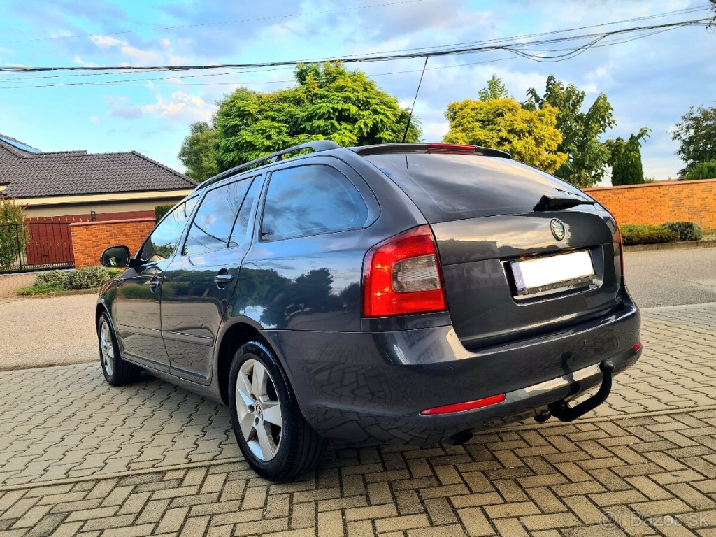 Škoda Octavia Combi 2.0 TDI CR DPF Elegance