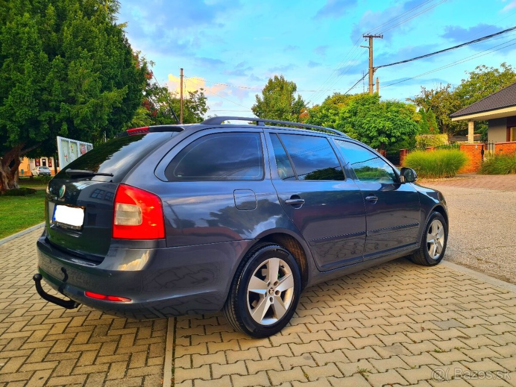 Škoda Octavia Combi 2.0 TDI CR DPF Elegance