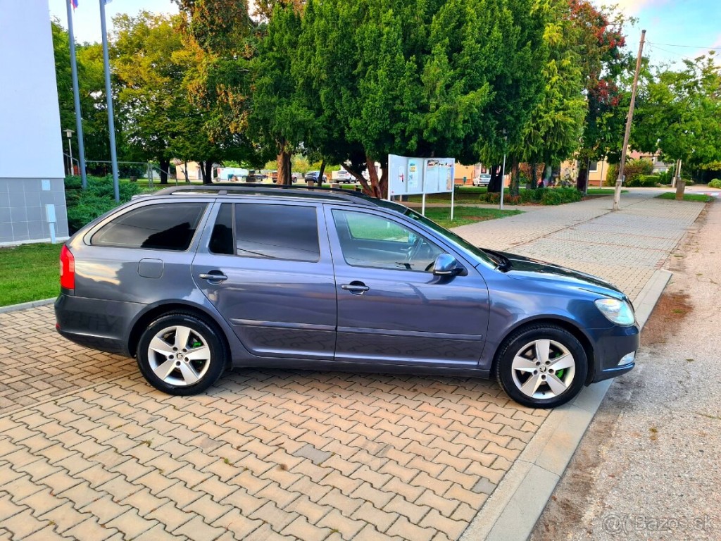 Škoda Octavia Combi 2.0 TDI CR DPF Elegance
