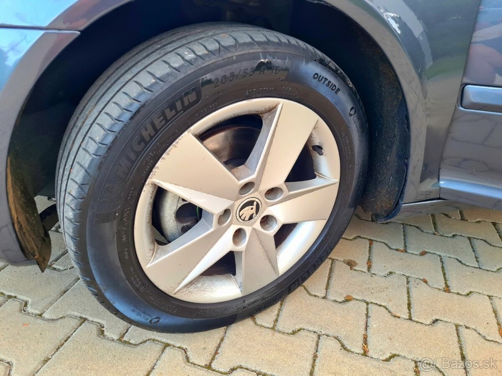 Škoda Octavia Combi 2.0 TDI CR DPF Elegance