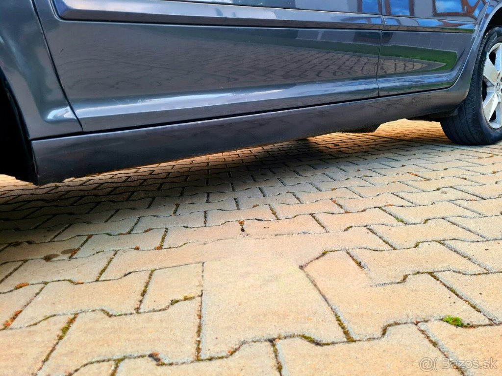 Škoda Octavia Combi 2.0 TDI CR DPF Elegance