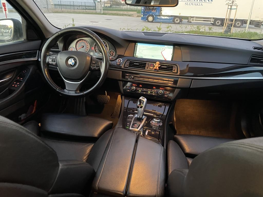 BMW rad 5 530d xDrive A/T