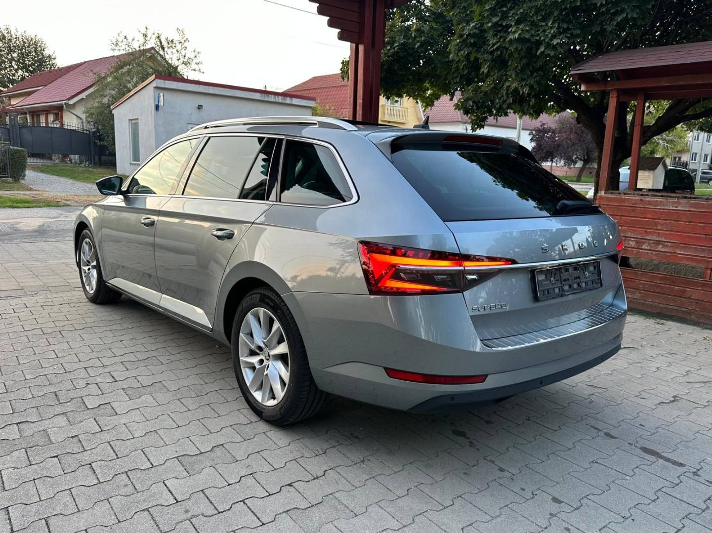 Škoda Superb Combi 2.0 TDI SCR Style DSG