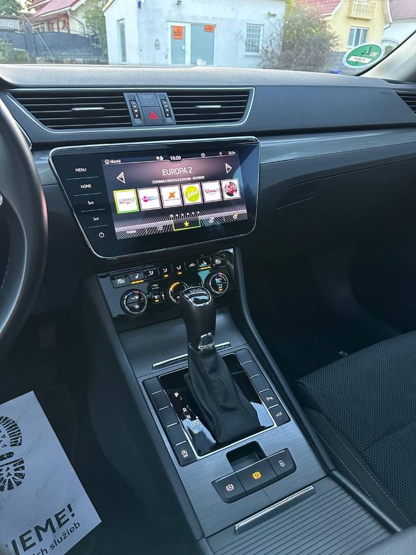 Škoda Superb Combi 2.0 TDI SCR Style DSG