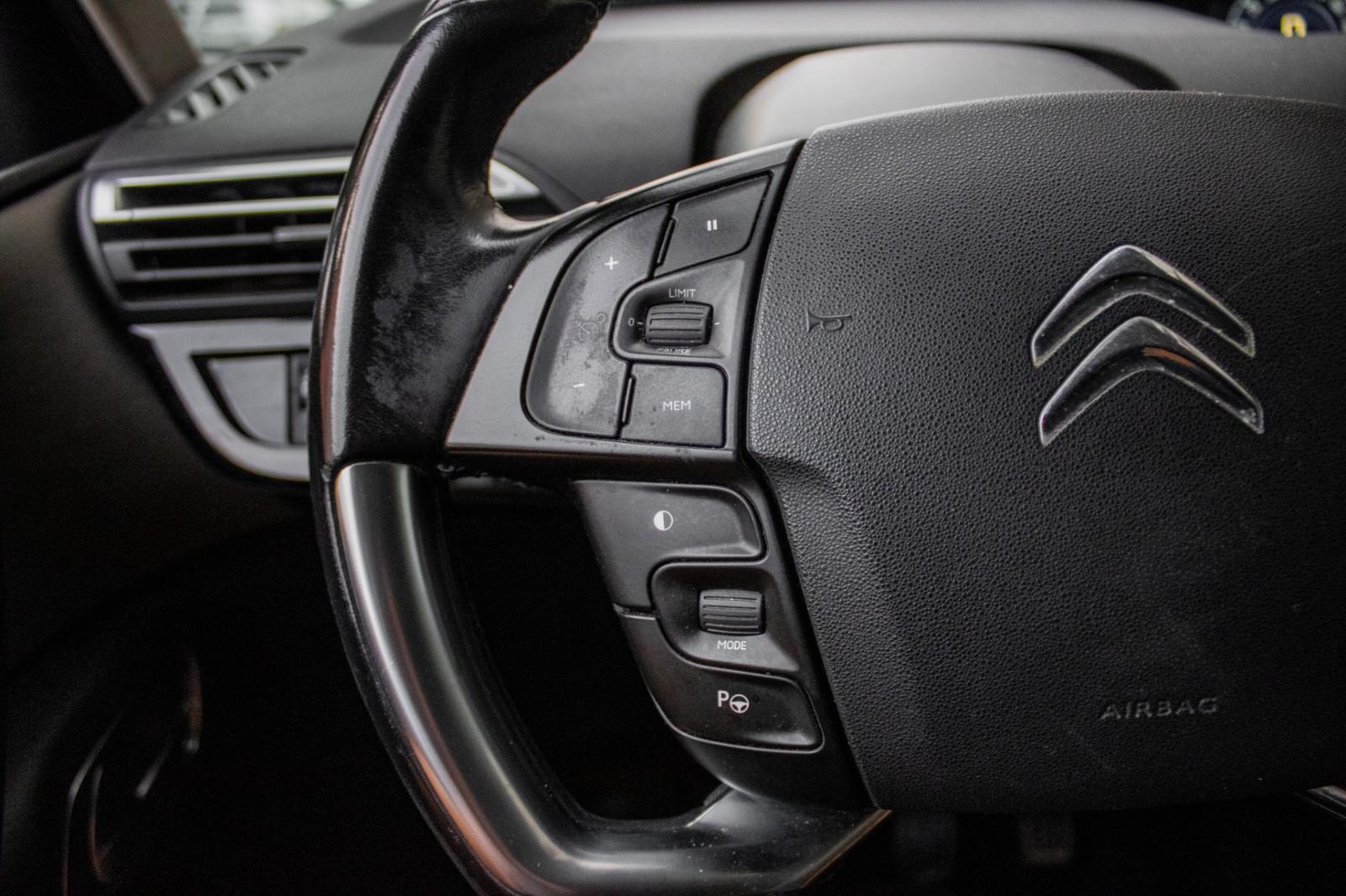Citroën C4 Picasso eHDi 115 Exclusive AJ NA SPLÁTKY/PROTIHODNOTA