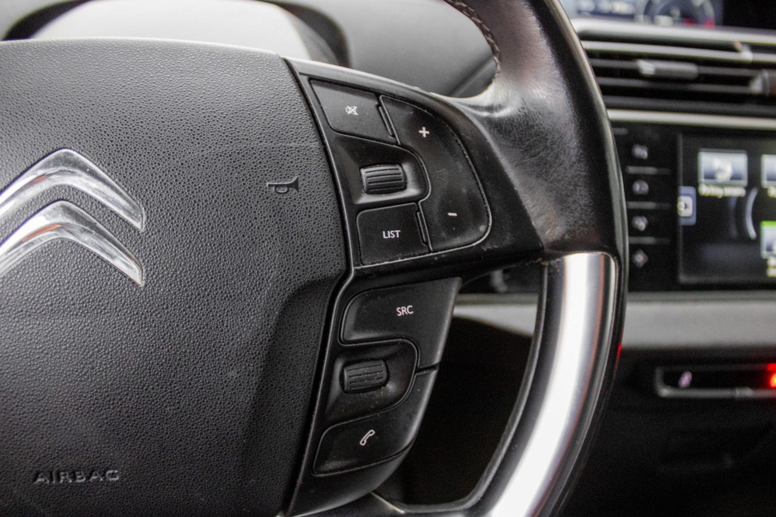 Citroën C4 Picasso eHDi 115 Exclusive AJ NA SPLÁTKY/PROTIHODNOTA