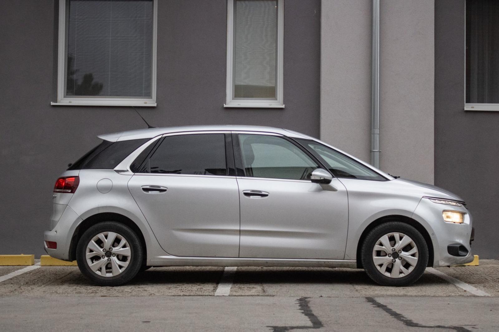 Citroën C4 Picasso eHDi 115 Exclusive AJ NA SPLÁTKY/PROTIHODNOTA