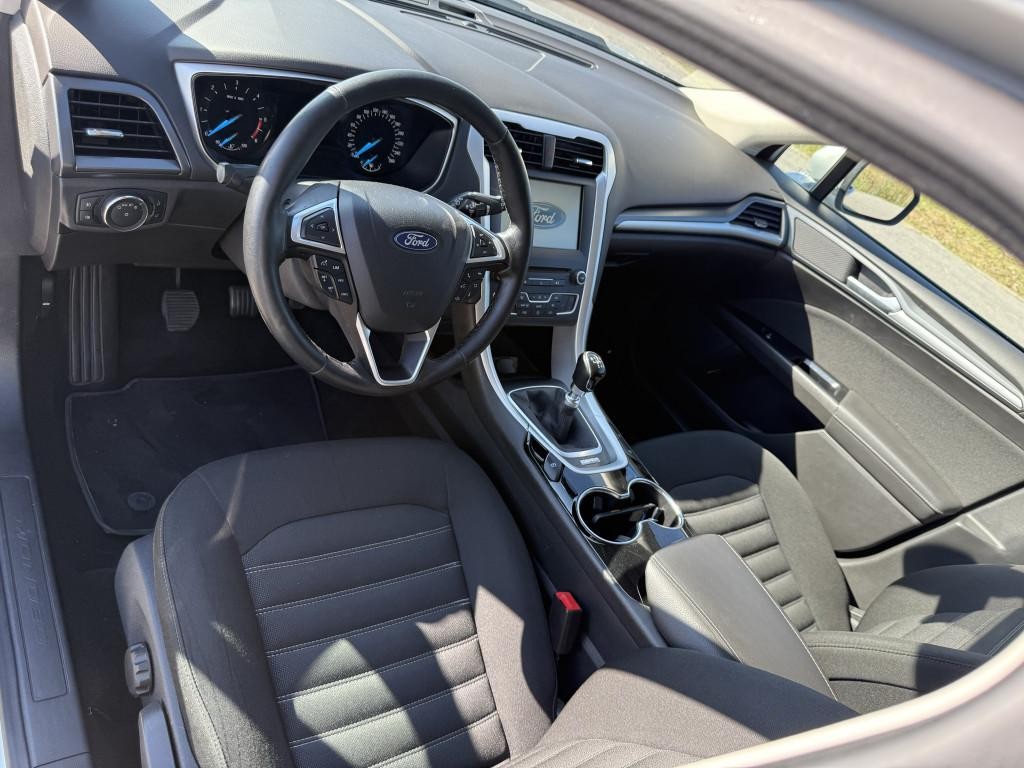 Ford Mondeo 2.0 TDCi Duratorq Titanium AWD