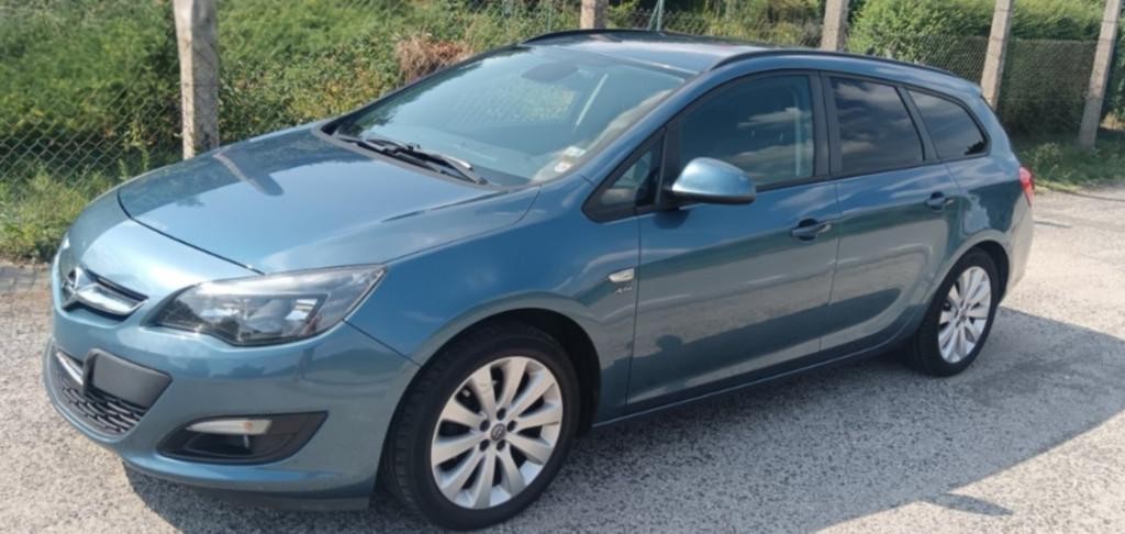Opel Astra ST 1.4 Turbo 140k