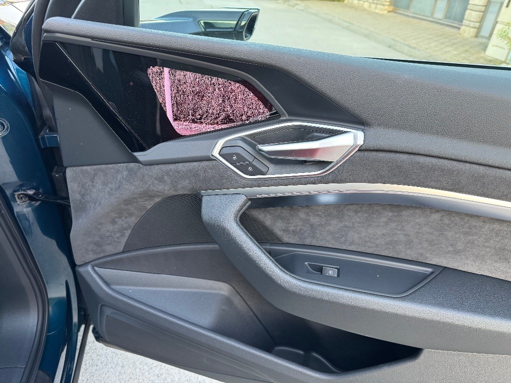 Audi e-tron 55 quattro Advanced