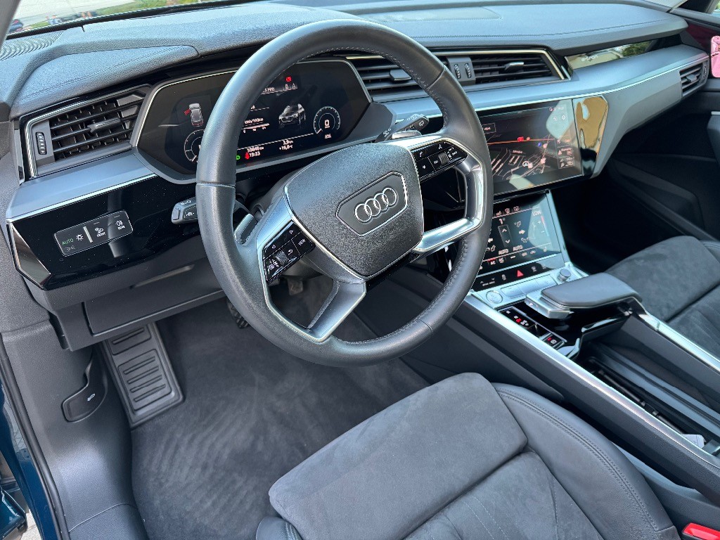 Audi e-tron 55 quattro Advanced