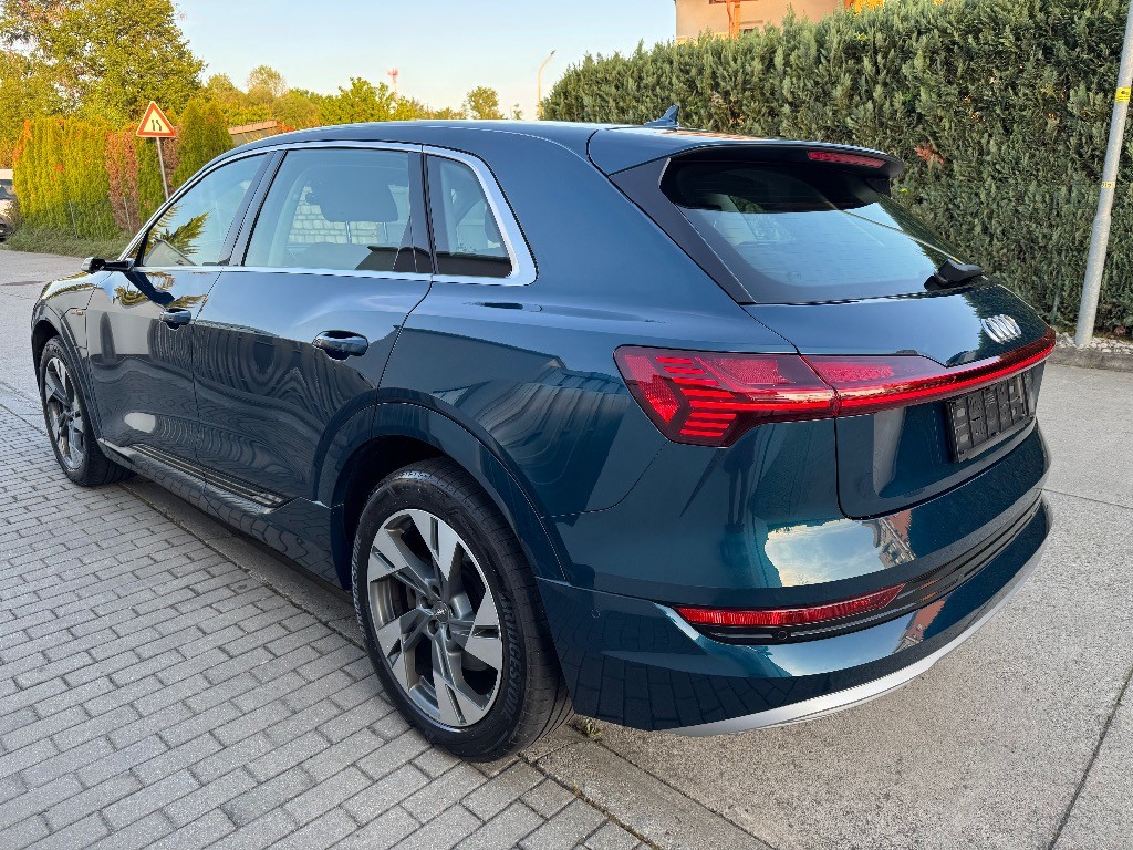 Audi e-tron 55 quattro Advanced