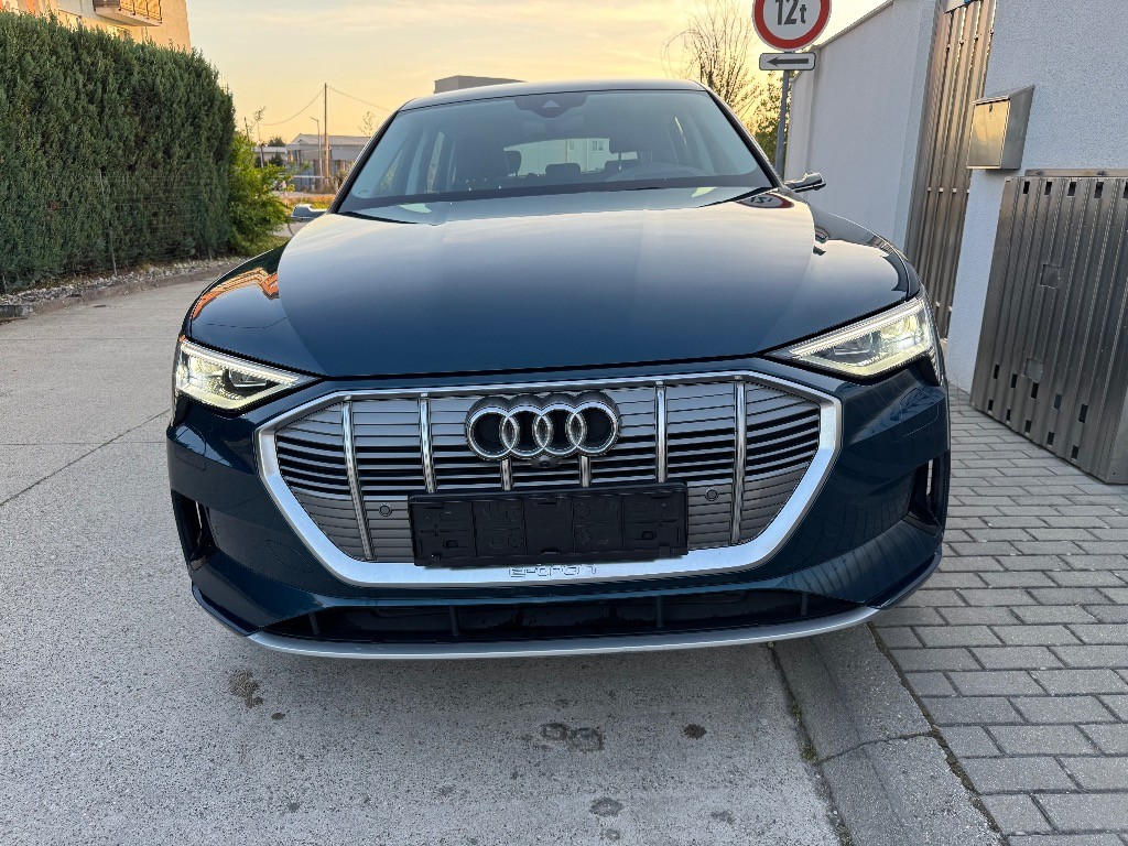 Audi e-tron 55 quattro Advanced