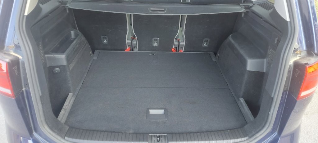 VW TOURAN 1,6 TDI COMFORTLINE