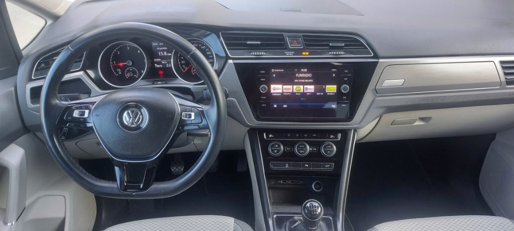 VW TOURAN 1,6 TDI COMFORTLINE