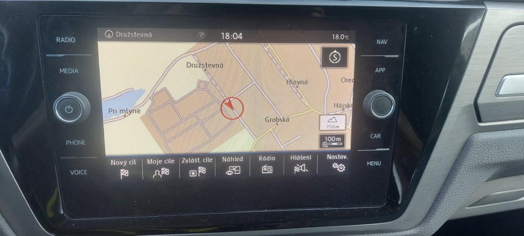 VW TOURAN 1,6 TDI COMFORTLINE