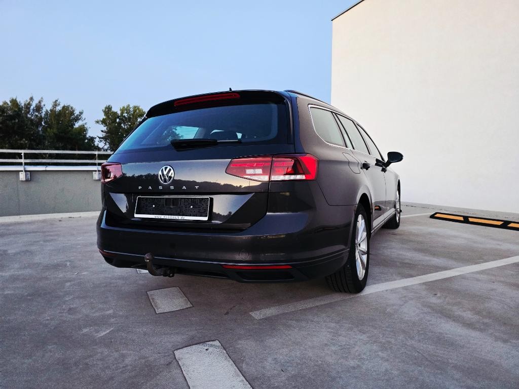 Volkswagen Passat Variant 2.0 TDI EVO Business DSG