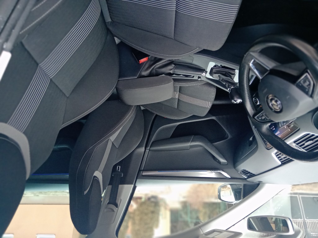 Škoda Octavia Combi 1.6 TDI 115k Active DSG