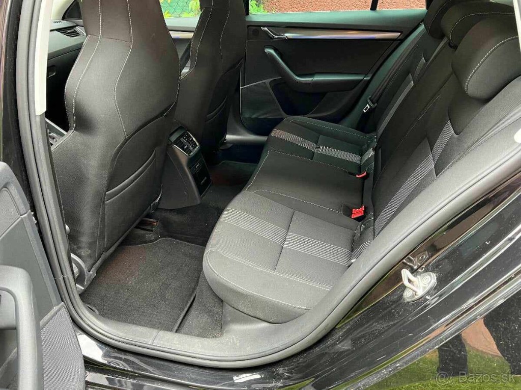 Škoda Octavia Combi 1.6 TDI 115k Active DSG