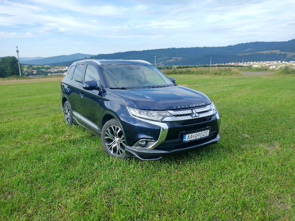 Mitsubishi Outlander 2.2 DI-D Intense+ A/T