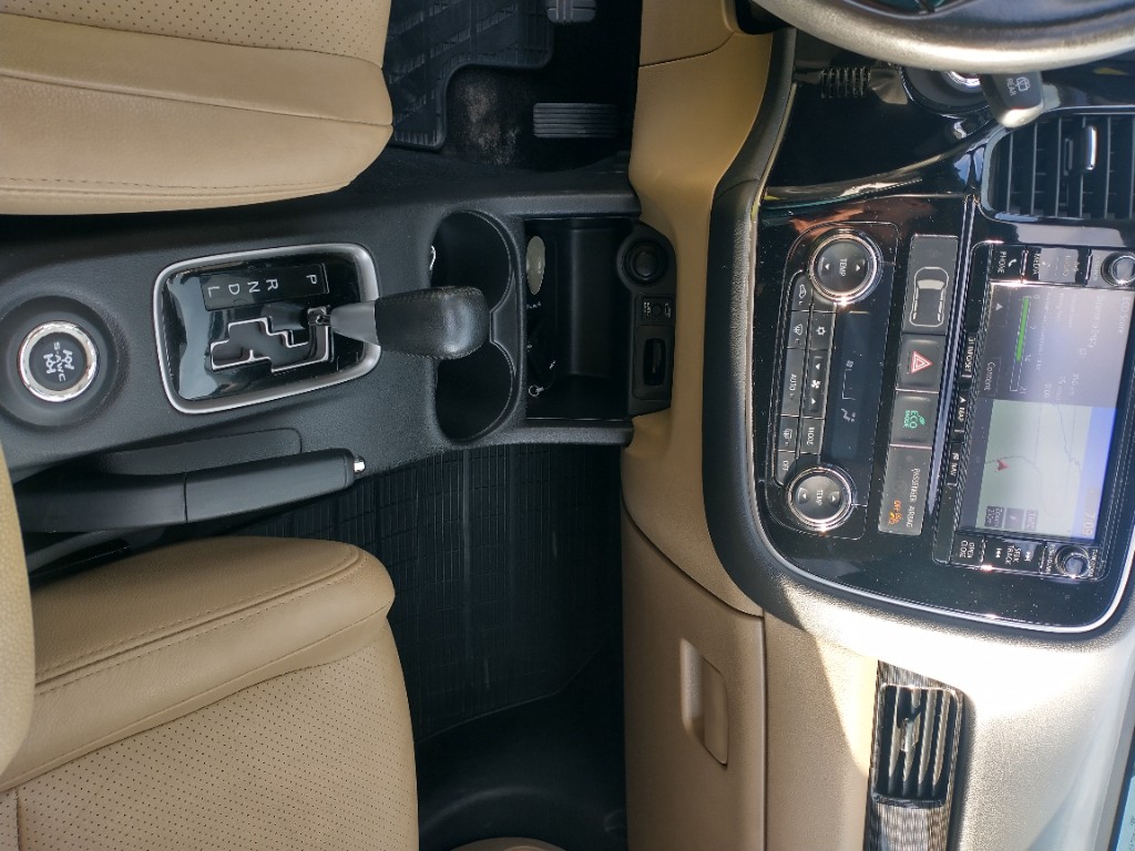 Mitsubishi Outlander 2.2 DI-D Intense+ A/T