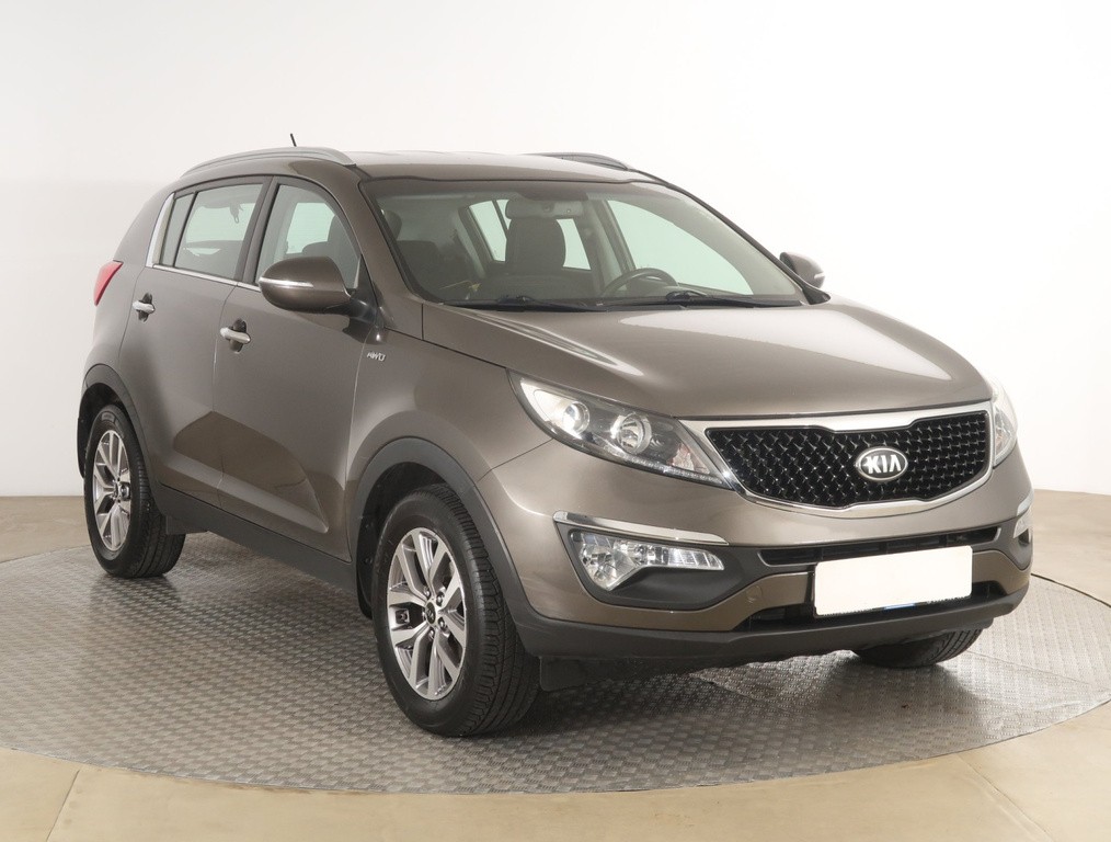 Kia Sportage 2.0 CRDi Tempomat, Park. senzory, Vyhř. sedaček