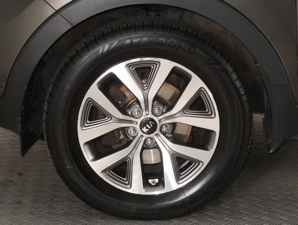 Kia Sportage 2.0 CRDi Tempomat, Park. senzory, Vyhř. sedaček