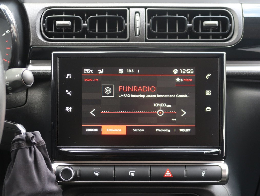 Citroen C3 Feel 1.2 PureTech Serv.kniha, Tempomat, Park. senzory