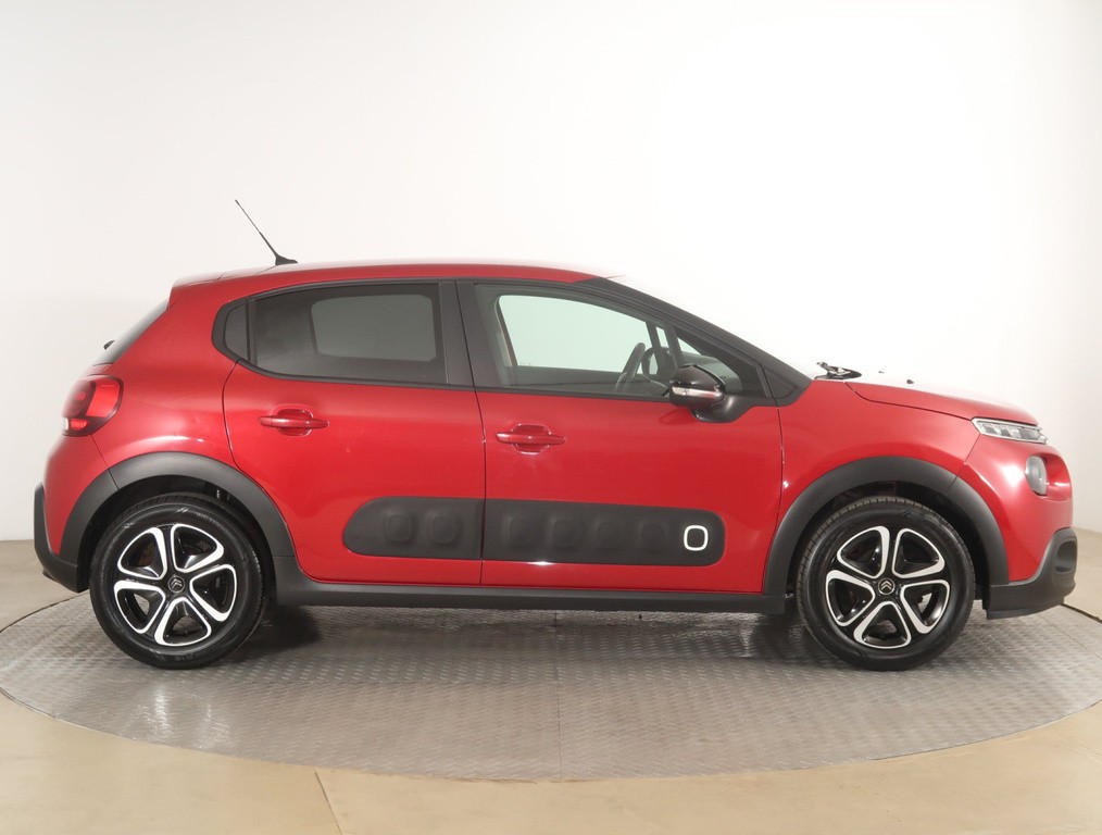 Citroen C3 Feel 1.2 PureTech Serv.kniha, Tempomat, Park. senzory