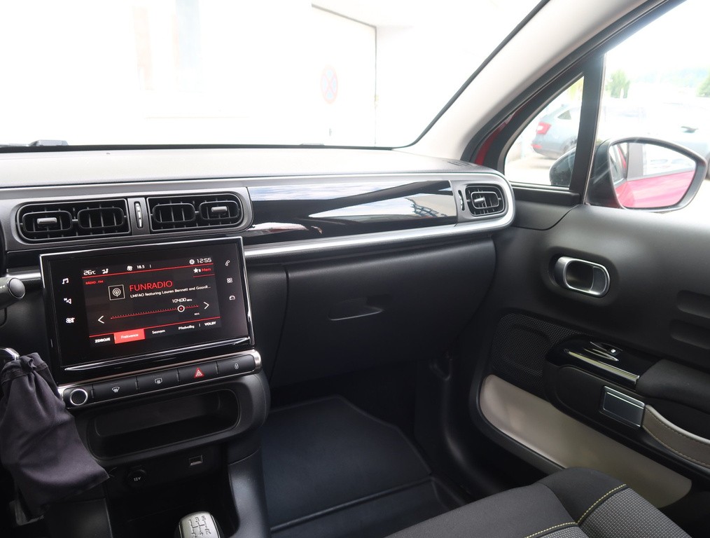 Citroen C3 Feel 1.2 PureTech Serv.kniha, Tempomat, Park. senzory